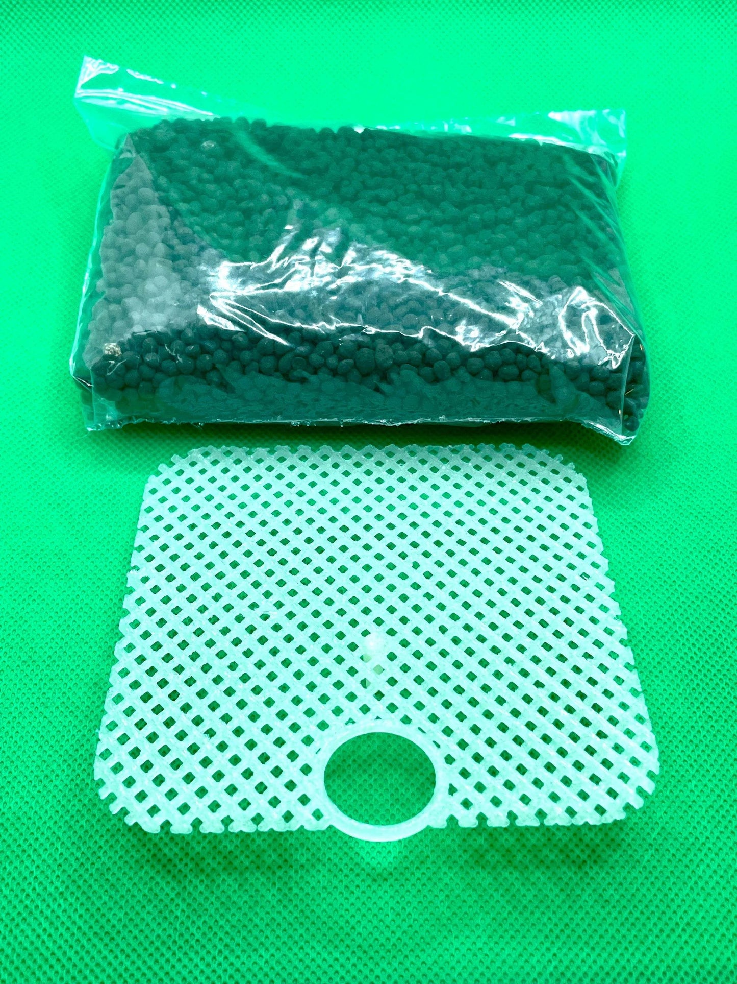 Fine Grill + Aquarium Soil + Plant Anchors Kit | For 1 Gallon Tank - NoClean Aquariums